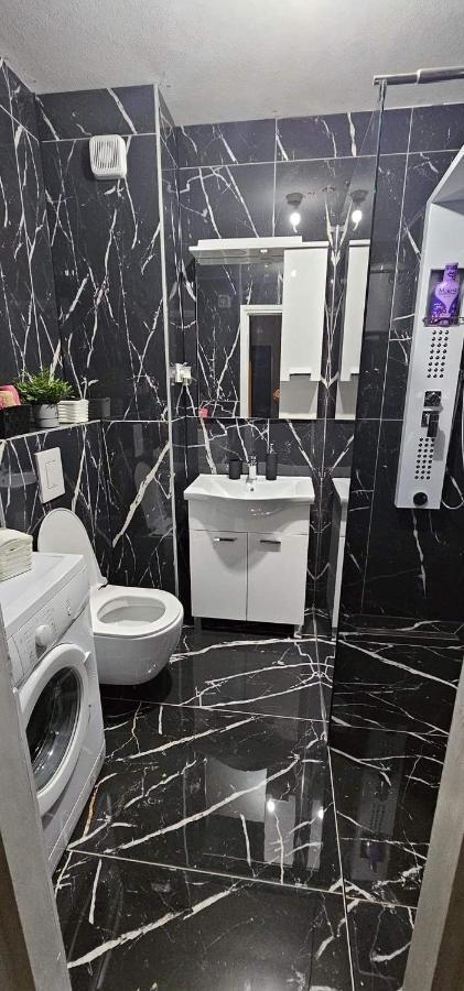 Ferienwohnung Stan Na Dan Kozarska Dubica Bosanska Dubica Exterior foto